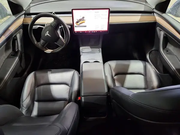 7SAYGDED2RF014291 2024 TESLA MODEL Y - Image 8