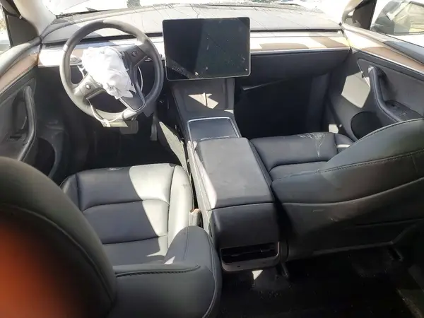7SAYGDED2RF019488 2024 TESLA MODEL Y - Image 8