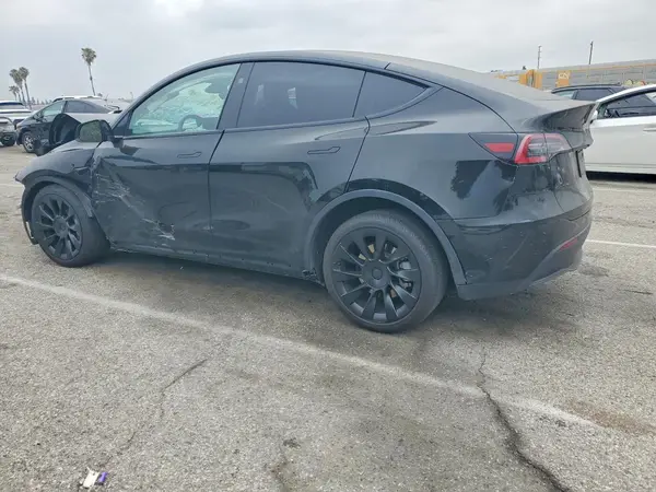 7SAYGDED2RF020317 2024 TESLA MODEL Y - Image 2