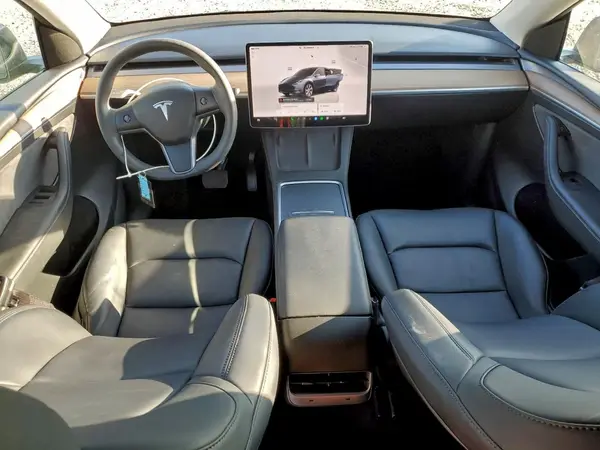 7SAYGDED2RF039353 2024 TESLA MODEL Y - Image 8