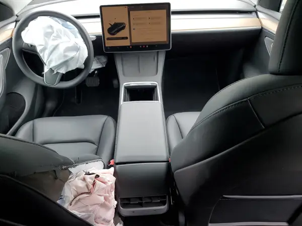 7SAYGDED2RF040079 2024 TESLA MODEL Y - Image 7