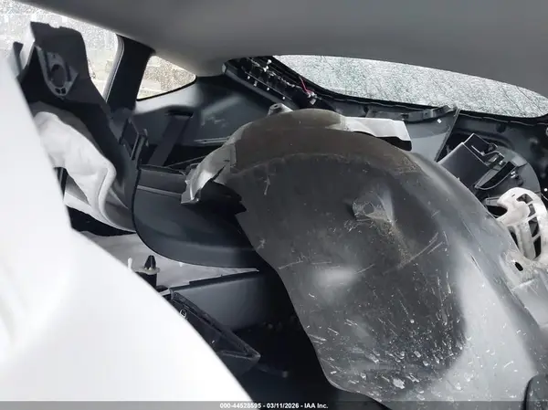 7SAYGDED2RF053138 2024 TESLA MODEL Y - Image 8