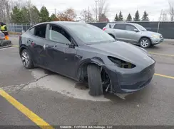 7SAYGDED2RF076631 2024 TESLA MODEL Y