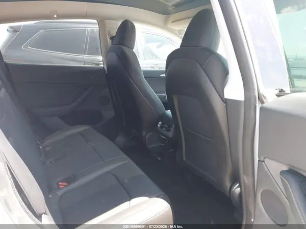 7SAYGDED2RF087175 2024 TESLA MODEL Y - Image 8