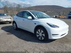 7SAYGDED2RF089010 2024 TESLA MODEL Y