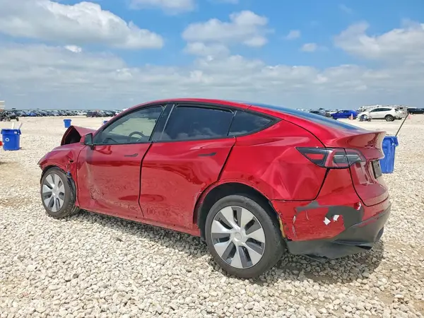 7SAYGDED2RF091467 2024 TESLA MODEL Y - Image 2