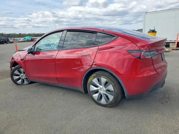 7SAYGDED2RF093008 2024 TESLA MODEL Y - Image 2