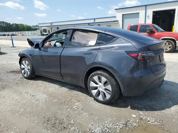 7SAYGDED2RF094708 2024 TESLA MODEL Y - Image 2