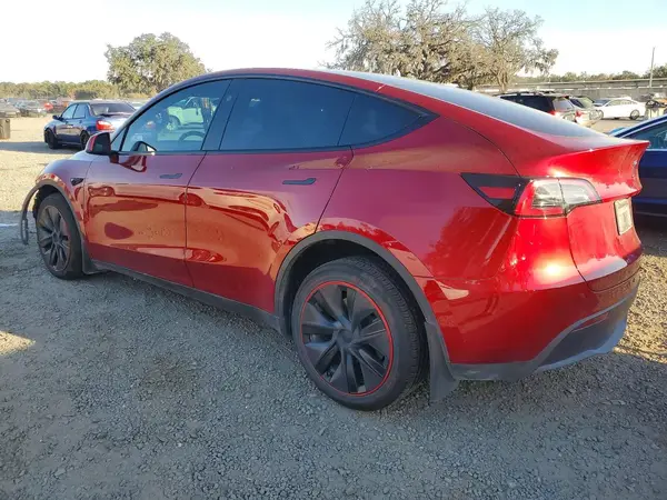 7SAYGDED2RF094983 2024 TESLA MODEL Y - Image 2