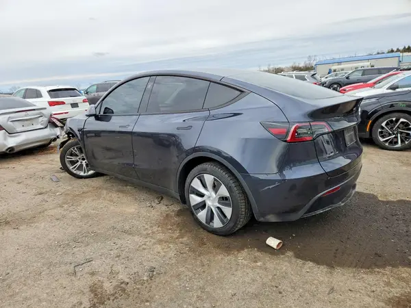 7SAYGDED2RF095485 2024 TESLA MODEL Y - Image 2