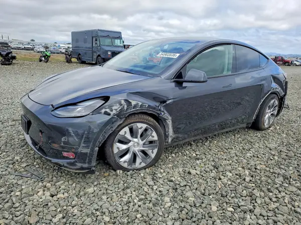 7SAYGDED2RF095552 2024 TESLA MODEL Y - Image 1