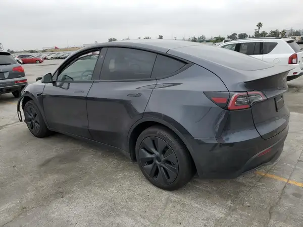 7SAYGDED2RF095762 2024 TESLA MODEL Y - Image 2