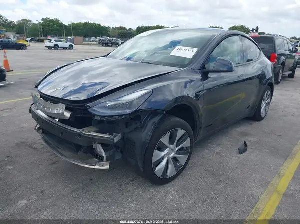 7SAYGDED2RF096409 2024 TESLA MODEL Y - Image 2