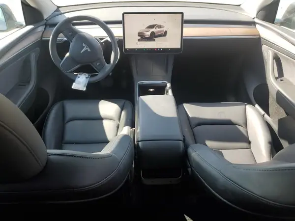 7SAYGDED2RF100152 2024 TESLA MODEL Y - Image 8