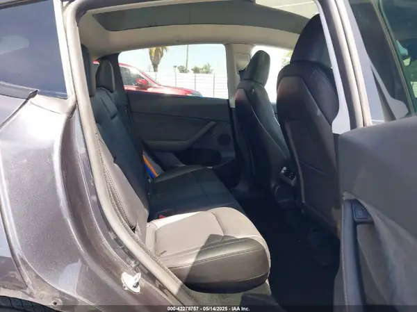 7SAYGDED2RF102144 2024 TESLA MODEL Y - Image 8