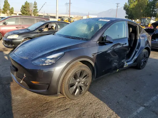 7SAYGDED2RF103181 2024 TESLA MODEL Y - Image 1
