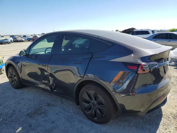 7SAYGDED2RF153353 2024 TESLA MODEL Y - Image 2