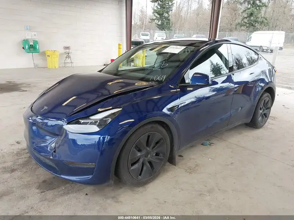 7SAYGDED2RF181069 2024 TESLA MODEL Y - Image 2