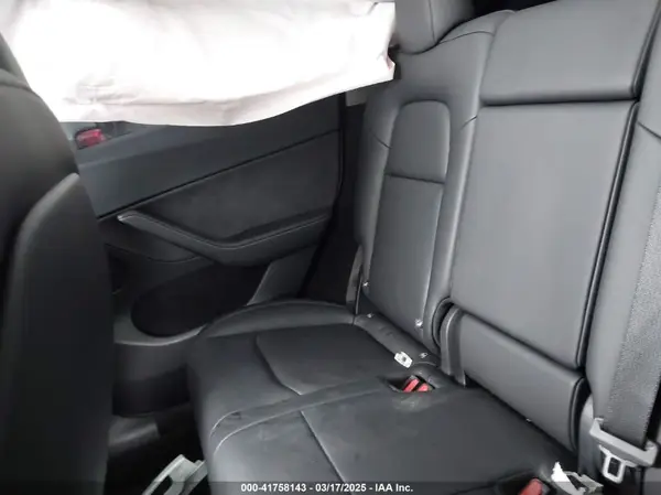 7SAYGDED2RF207783 2024 TESLA MODEL Y - Image 8