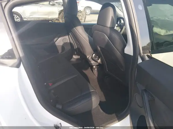 7SAYGDED2SA337839 2025 TESLA MODEL Y - Image 8