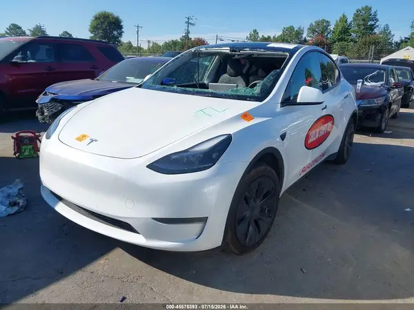 7SAYGDED2SA339431 2025 TESLA MODEL Y - Image 2