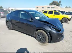 7SAYGDED2SA377628 2025 TESLA MODEL Y