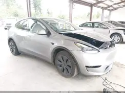 7SAYGDED2SF224203 2025 TESLA MODEL Y