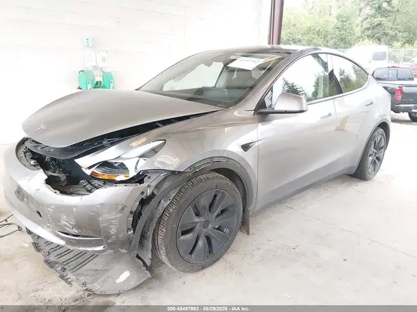 7SAYGDED2SF224203 2025 TESLA MODEL Y - Image 2