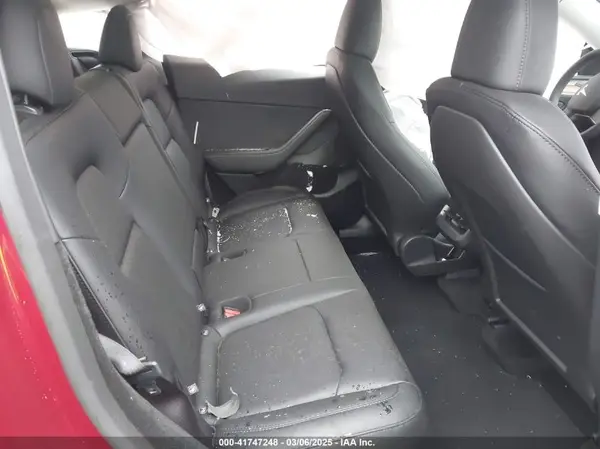 7SAYGDED2SF227117 2025 TESLA MODEL Y - Image 8