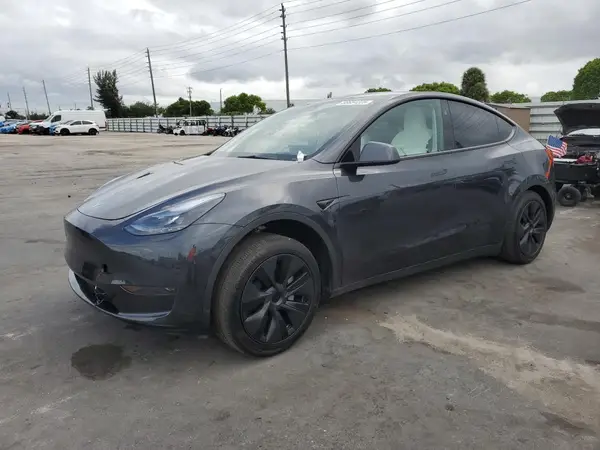7SAYGDED2SF233791 2025 TESLA MODEL Y - Image 1
