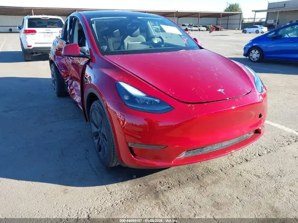 7SAYGDED2SF255080 2025 TESLA MODEL Y - Image 1