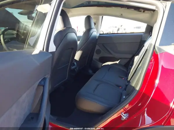 7SAYGDED2SF255080 2025 TESLA MODEL Y - Image 8