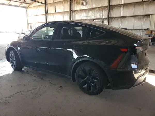 7SAYGDED2SF270100 2025 TESLA MODEL Y - Image 2