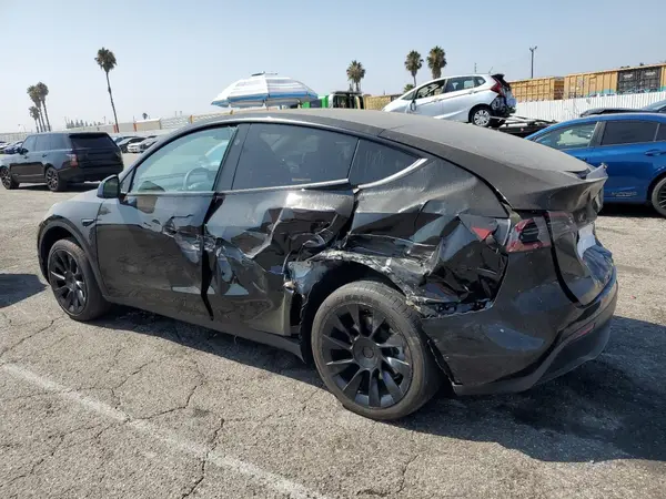 7SAYGDED2SF308702 2025 TESLA MODEL Y - Image 2