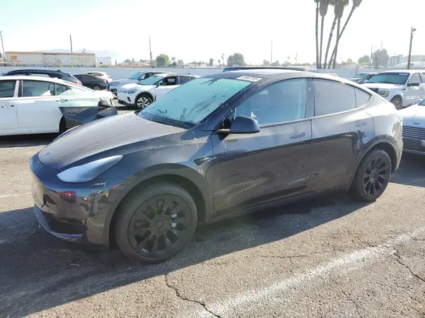 7SAYGDED2SF311146 2025 TESLA MODEL Y - Image 1