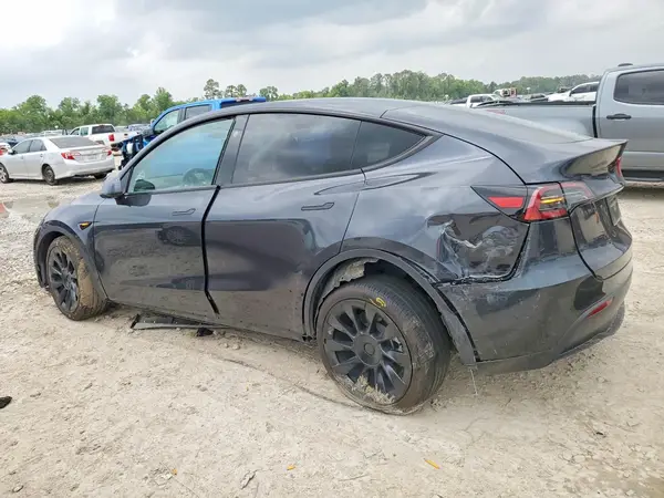 7SAYGDED2SF313320 2025 TESLA MODEL Y - Image 2