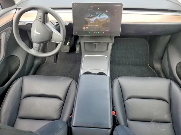 7SAYGDED2SF313320 2025 TESLA MODEL Y - Image 8
