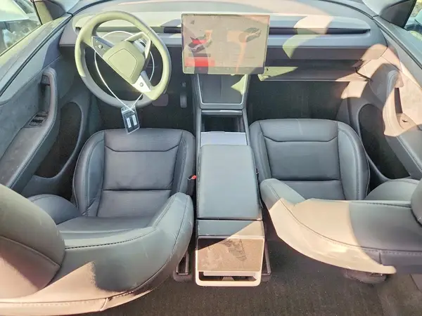 7SAYGDED2TA425713 2026 TESLA MODEL Y - Image 8