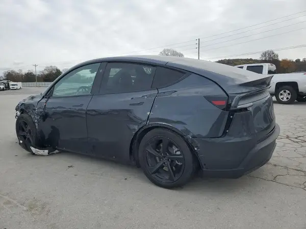 7SAYGDED2TA439465 2026 TESLA MODEL Y - Image 2