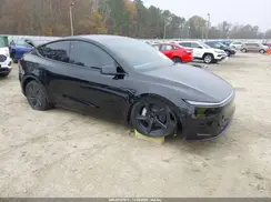 7SAYGDED2TA446609 2026 TESLA MODEL Y