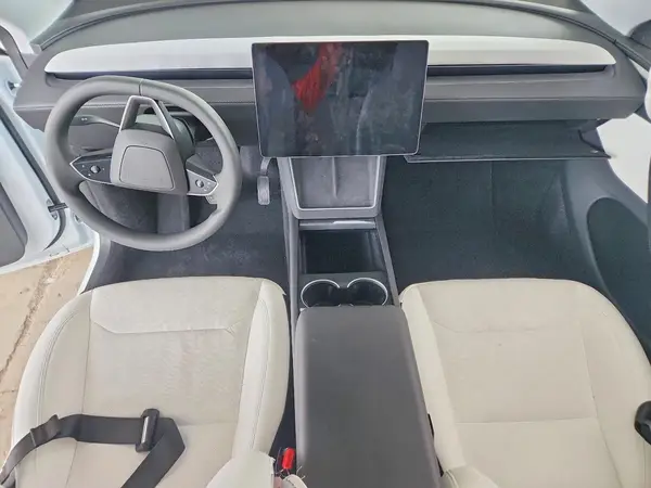 7SAYGDED2TA459375 2026 TESLA MODEL Y - Image 8