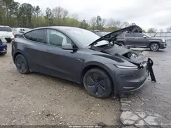 7SAYGDED2TA479044 2026 TESLA MODEL Y