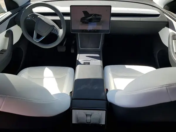7SAYGDED2TA490545 2026 TESLA MODEL Y - Image 8