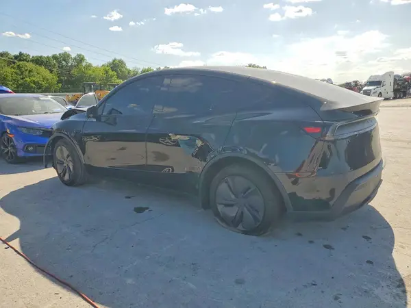 7SAYGDED2TA495633 2026 TESLA MODEL Y - Image 2