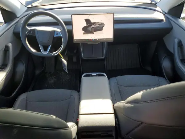 7SAYGDED2TA586059 2026 TESLA MODEL Y - Image 8