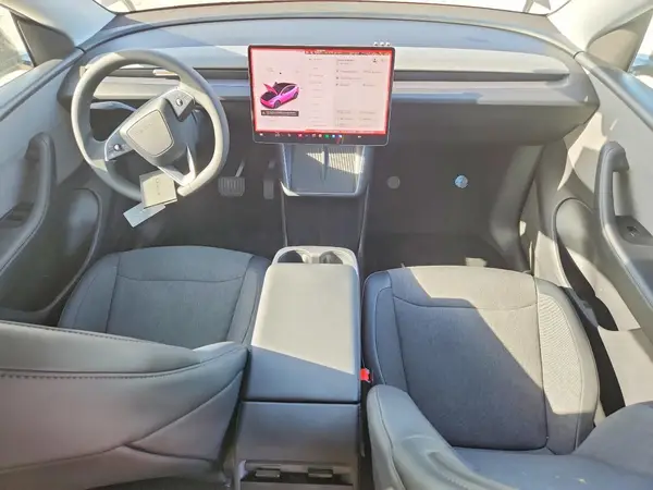 7SAYGDED2TA603958 2026 TESLA MODEL Y - Image 8