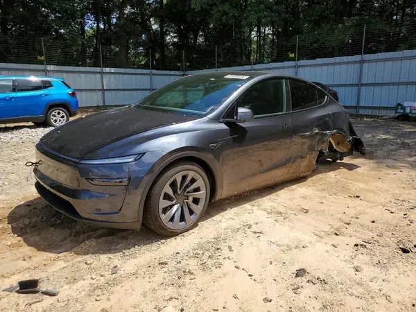 7SAYGDED2TA684511 2026 TESLA MODEL Y - Image 1
