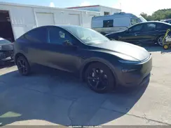 7SAYGDED2TF379786 2026 TESLA MODEL Y