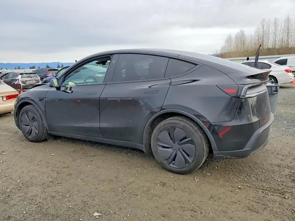 7SAYGDED2TF382834 2026 TESLA MODEL Y - Image 2