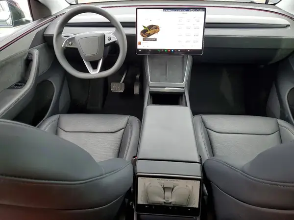 7SAYGDED2TF382834 2026 TESLA MODEL Y - Image 8